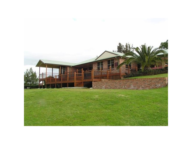 1 Dixon, Seaham NSW 2324