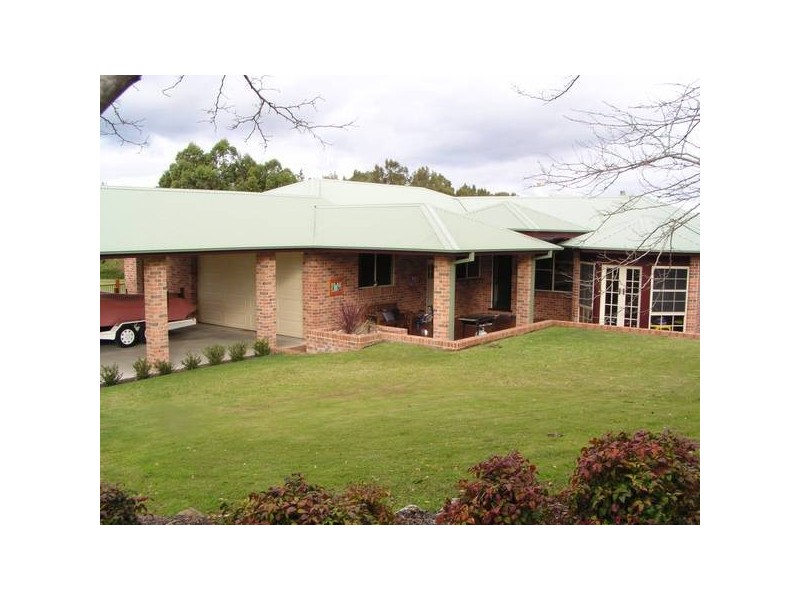 1 Dixon, Seaham NSW 2324