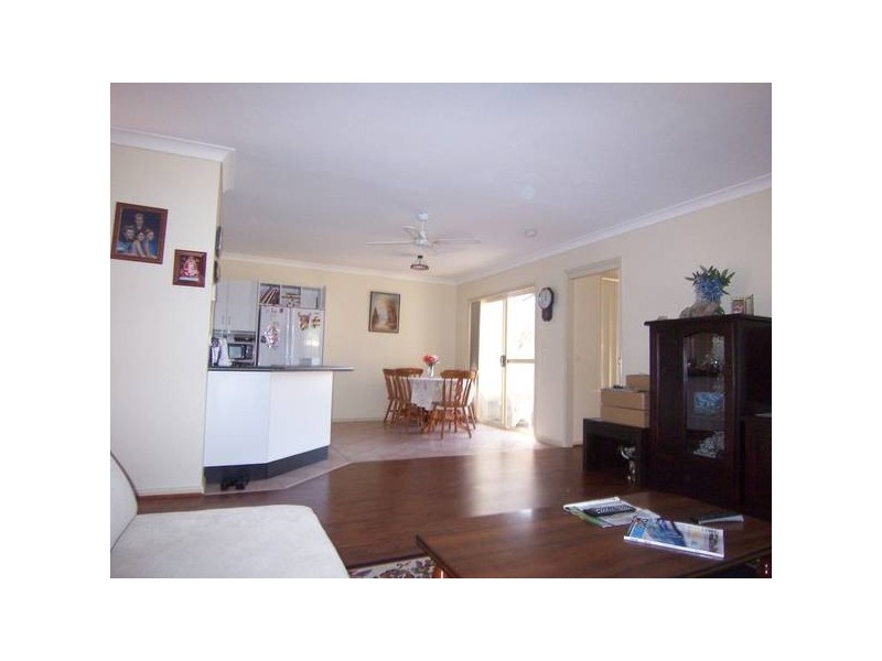 2/12 McLeod Avenue, Metford NSW 2323