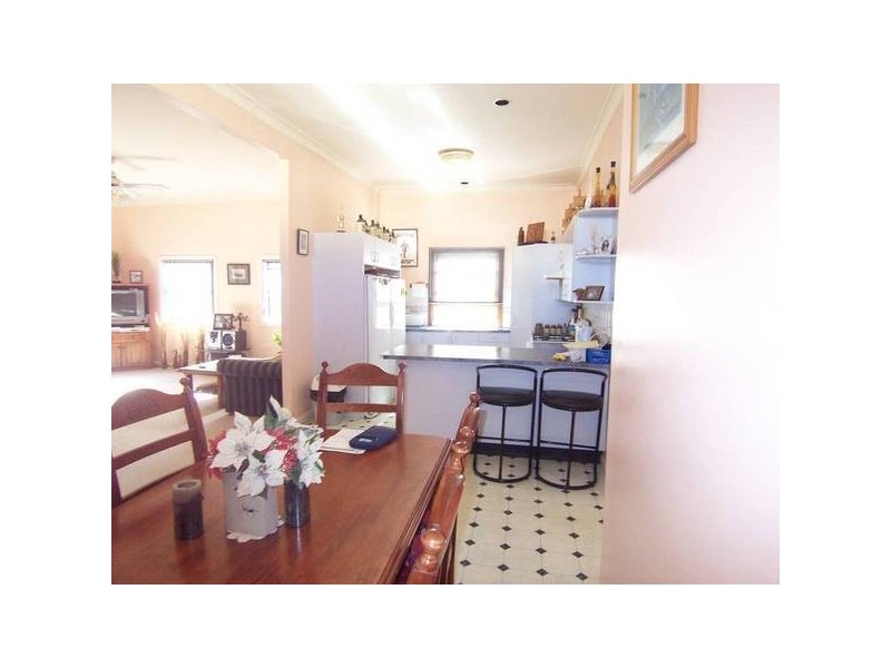 31 Victoria St, East Maitland NSW 2323