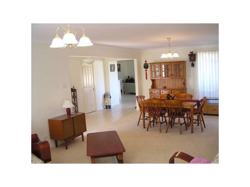 1 Olsen St, Metford NSW 2323