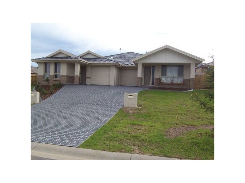 1&2/50 Birch Grove, Aberglasslyn NSW 2320