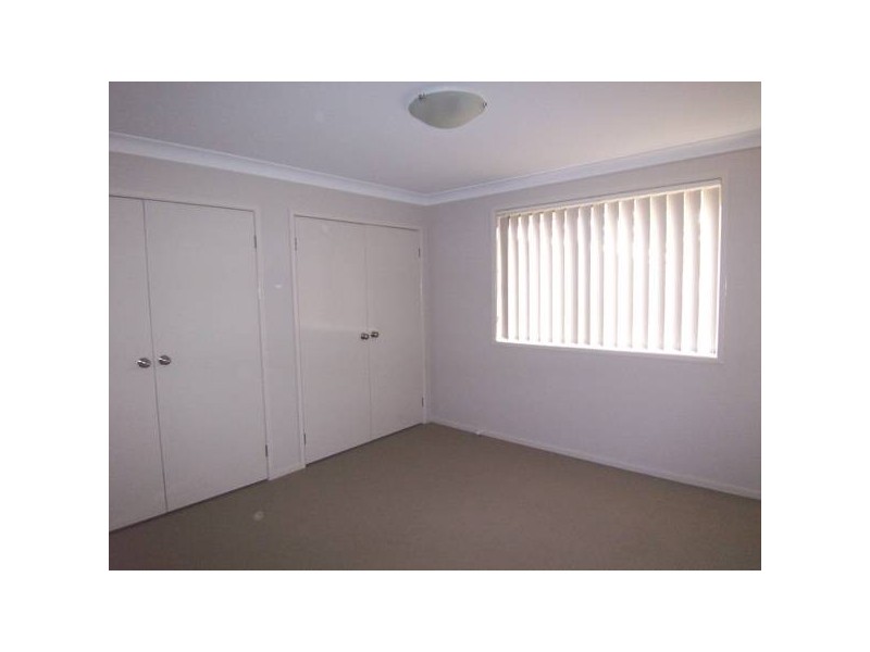 1&2/50 Birch Grove, Aberglasslyn NSW 2320