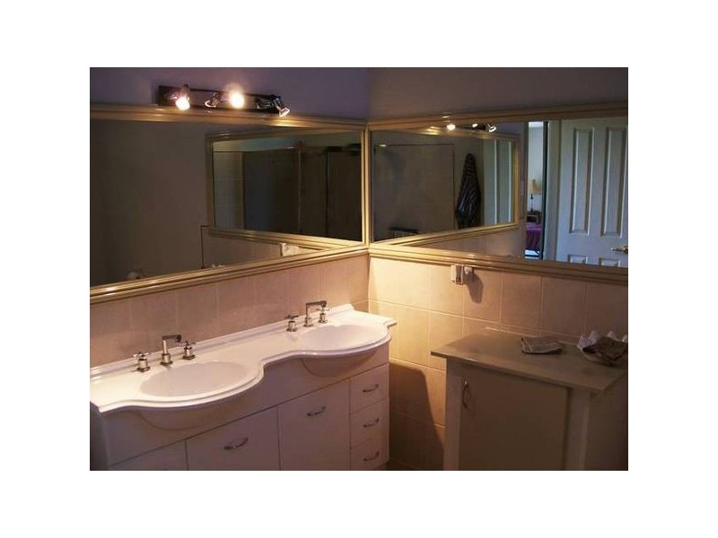 Belmont North NSW 2280