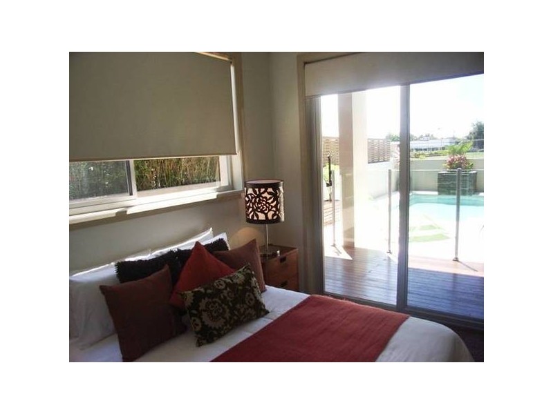 22 Swan Street, Marks Point NSW 2280