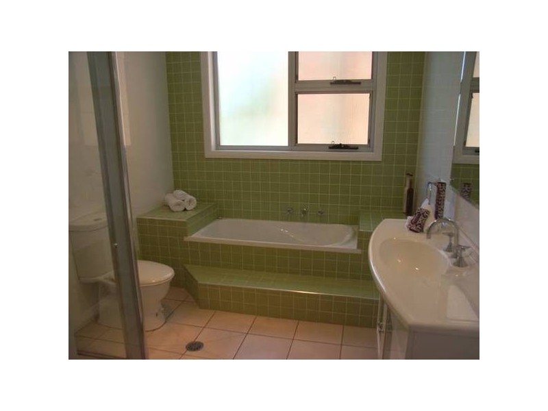 22 Swan Street, Marks Point NSW 2280