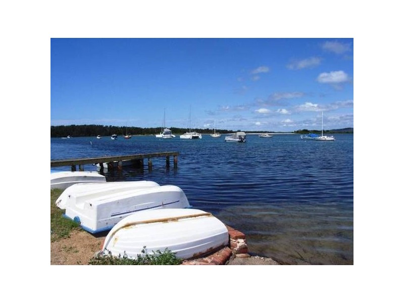 22 Swan Street, Marks Point NSW 2280