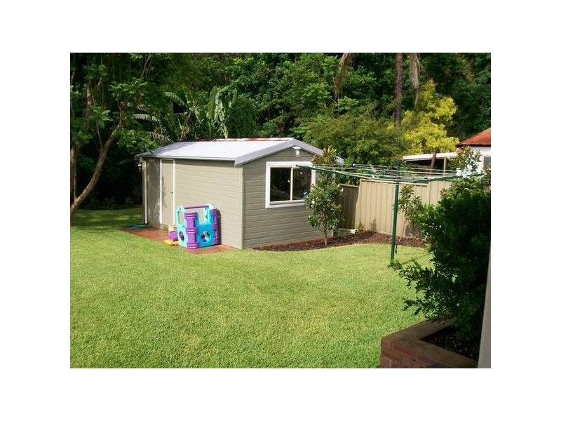 11 James Street, Tingira Heights NSW 2290