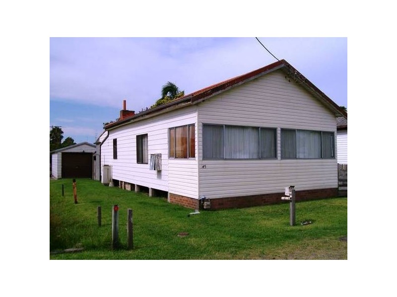 45 Maude Street, Belmont NSW 2280