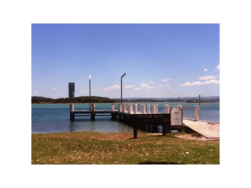 Pelican NSW 2281