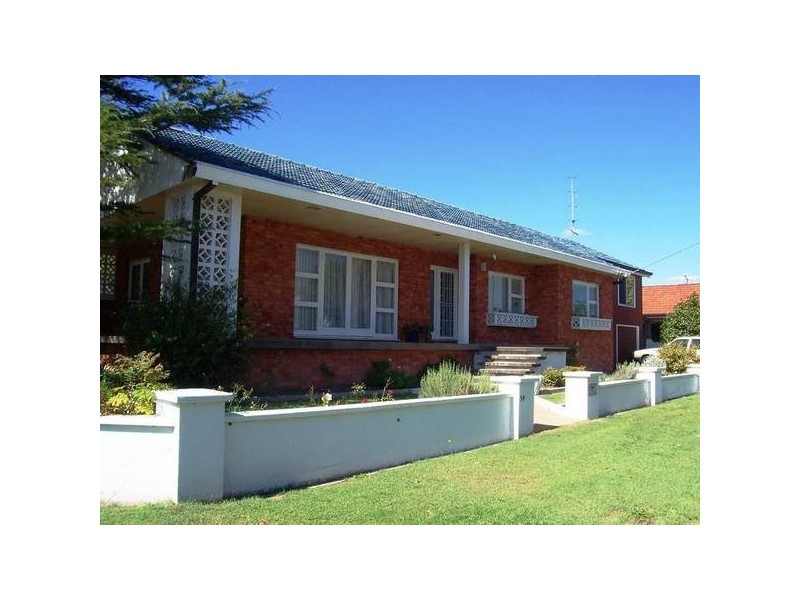 Warners Bay NSW 2282