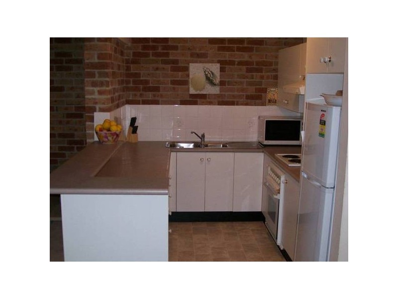 Lakelands NSW 2282