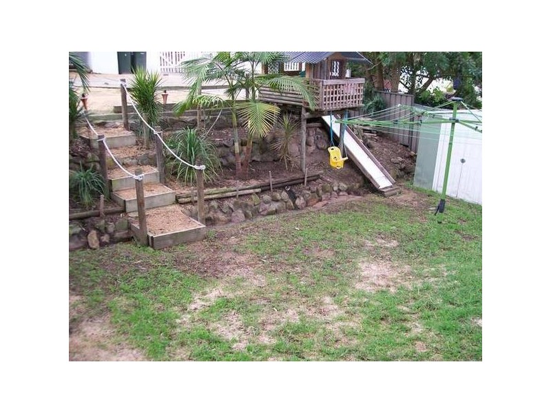 36 Kananook Crescent, Belmont North NSW 2280