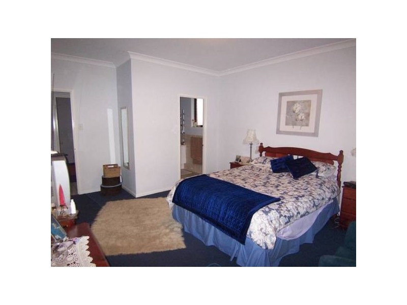 10 Elizabeth Street, Telarah NSW 2320