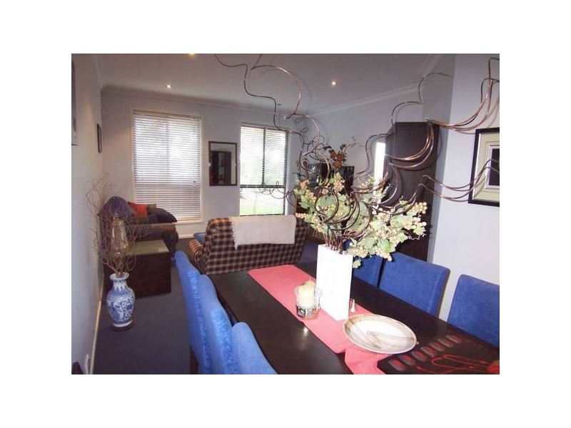 10 Elizabeth Street, Telarah NSW 2320