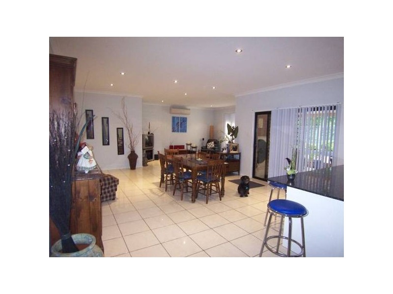 10 Elizabeth Street, Telarah NSW 2320