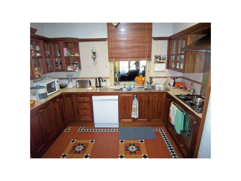 2A Paterson Road, Bolwarra NSW 2320