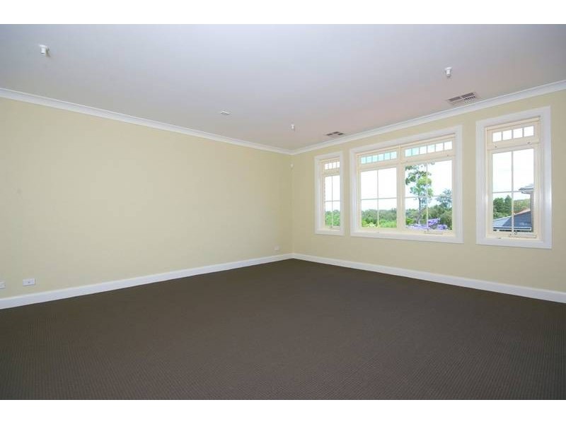 24 Brae Place, Castle Hill NSW 2154