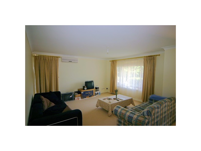 1/2 Pykett Place, Dural NSW 2158