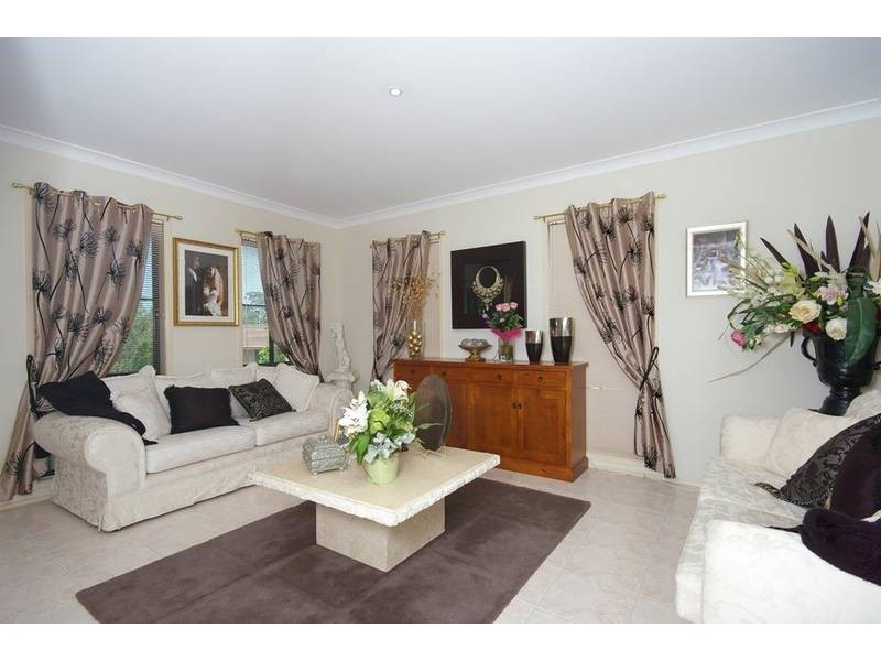 12 Autumn Leaf Grove, Cherrybrook NSW 2126