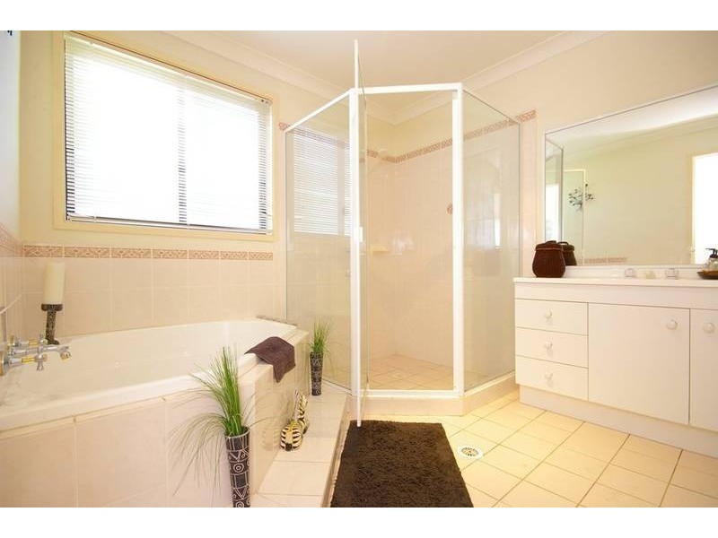12 Autumn Leaf Grove, Cherrybrook NSW 2126