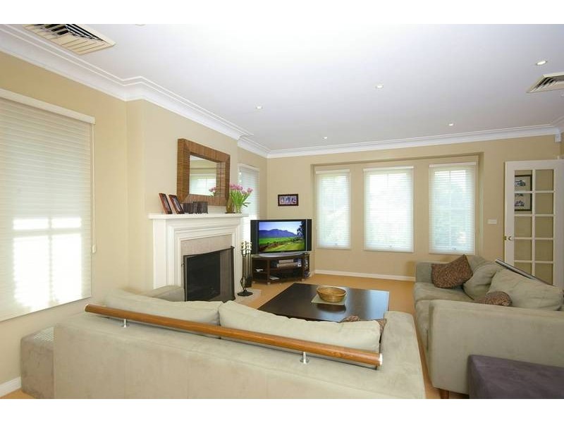 71 Alana Drive, West Pennant Hills NSW 2125