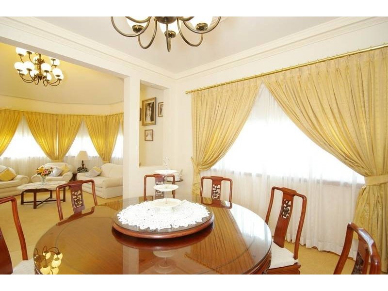 Castle Hill NSW 2154