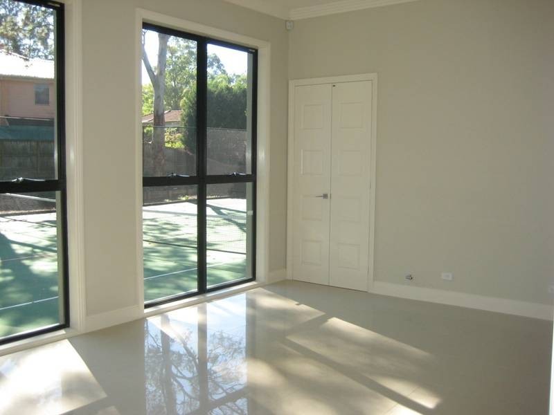 53 Penderlea Drive, West Pennant Hills NSW 2125