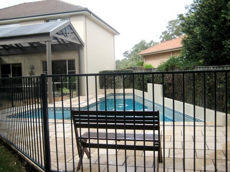 18 Ridgemont Close, Cherrybrook NSW 2126