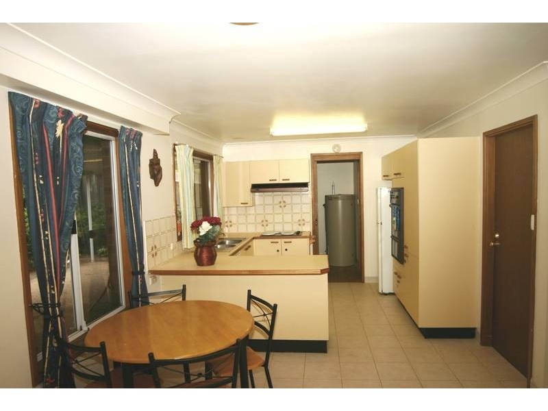 8 Autumn Leaf Grove, West Pennant Hills NSW 2125