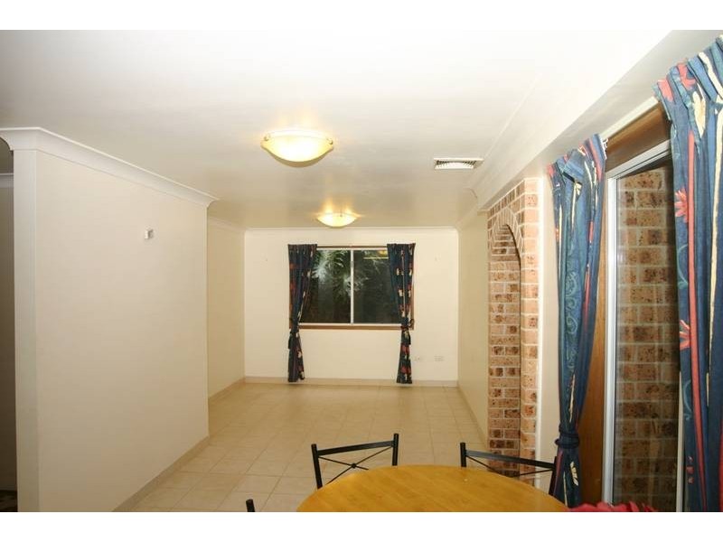 8 Autumn Leaf Grove, West Pennant Hills NSW 2125