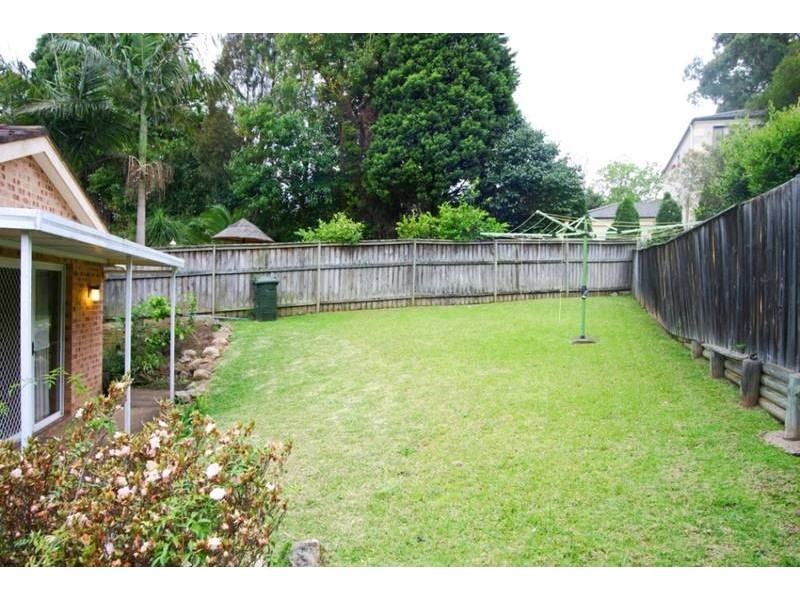 8 Autumn Leaf Grove, West Pennant Hills NSW 2125