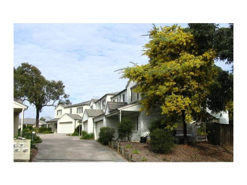 3/6 Golden Grove, Kellyville NSW 2155