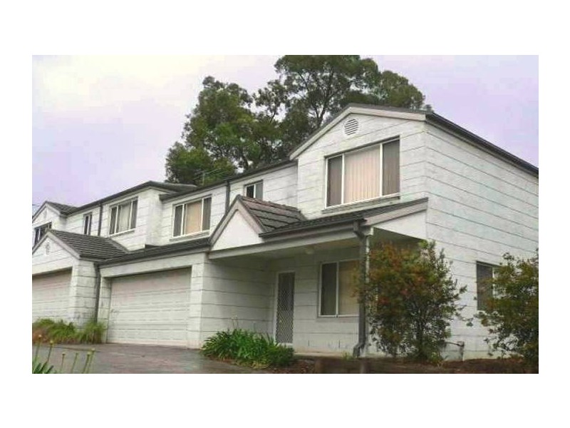 3/6 Golden Grove, Kellyville NSW 2155