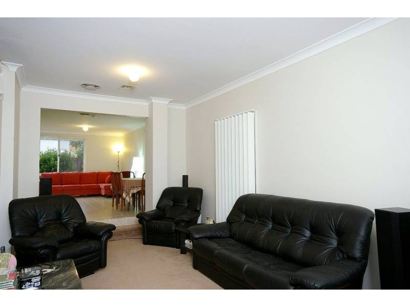 38 Rothbury Terrace, Stanhope Gardens NSW 2768
