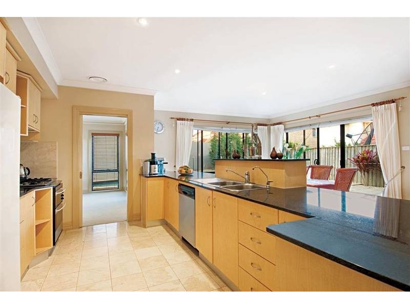 30 Giovanna Court, Castle Hill NSW 2154