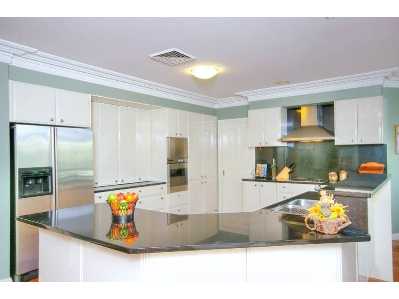 12 Invergowrie Close, West Pennant Hills NSW 2125