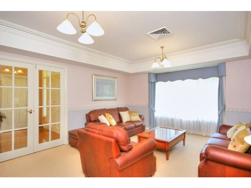 12 Invergowrie Close, West Pennant Hills NSW 2125