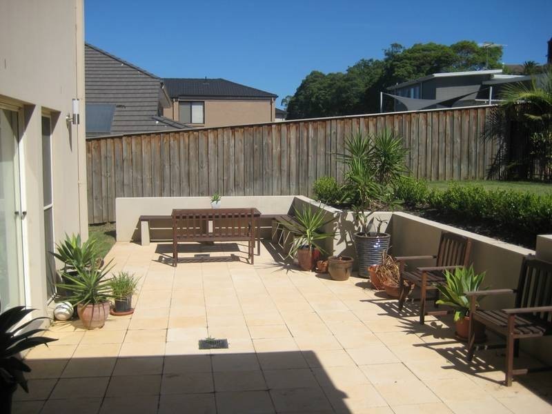 22 Springthorpe Way, Castle Hill NSW 2154