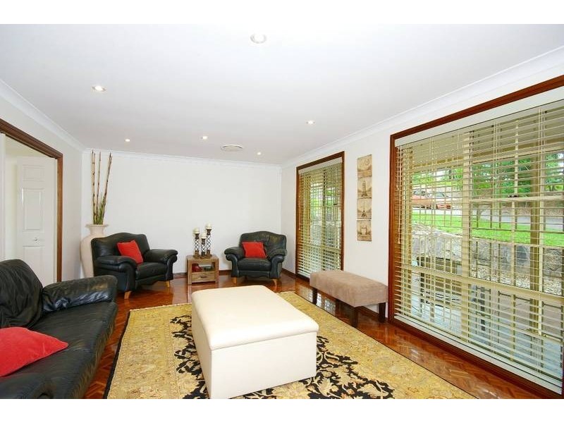 2 Silverfern Crescent, West Pennant Hills NSW 2125