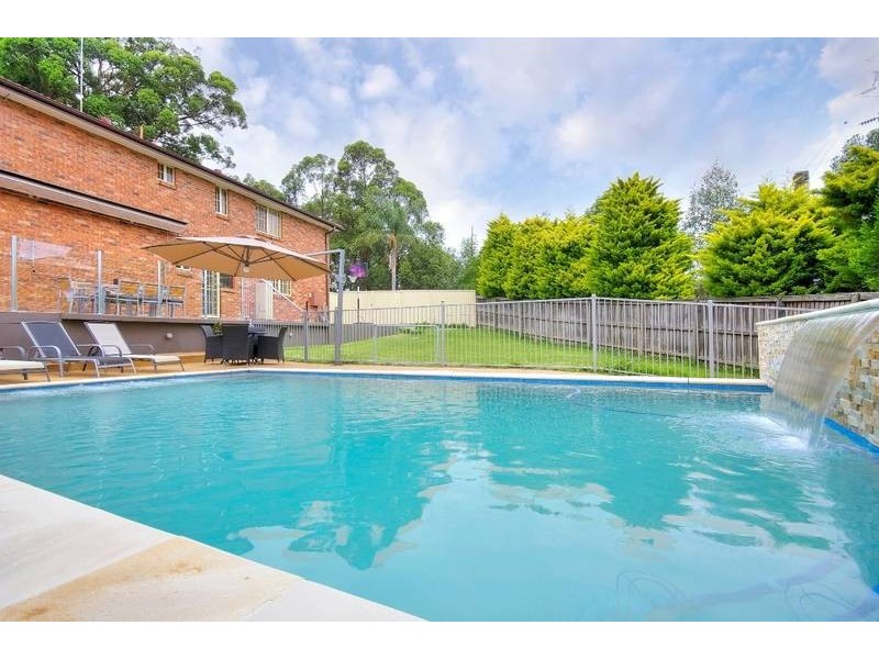 2 Silverfern Crescent, West Pennant Hills NSW 2125