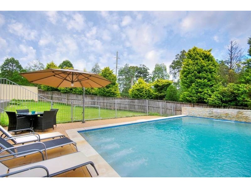 2 Silverfern Crescent, West Pennant Hills NSW 2125
