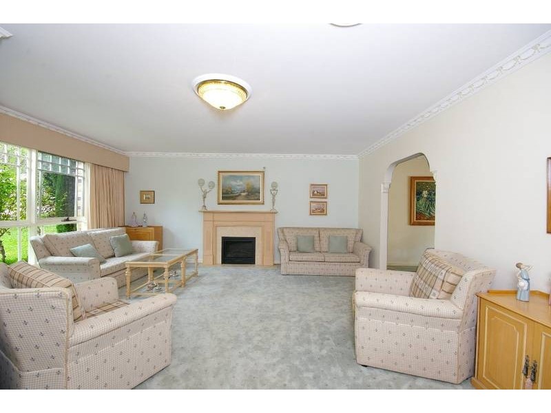 12 Yanagin Place, West Pennant Hills NSW 2125