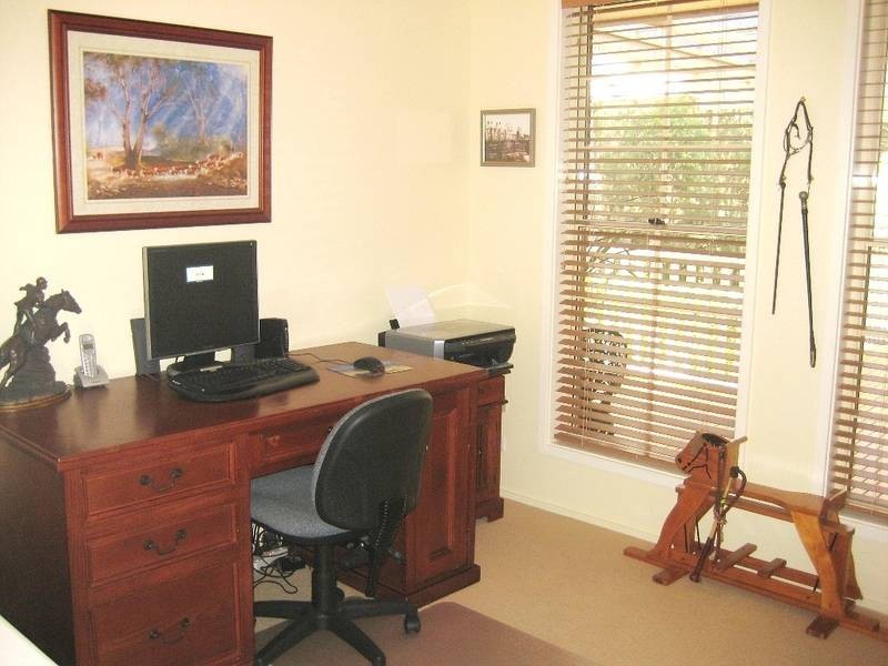 18 Deakin Place, West Pennant Hills NSW 2125