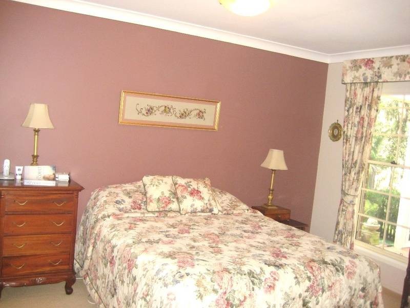 18 Deakin Place, West Pennant Hills NSW 2125