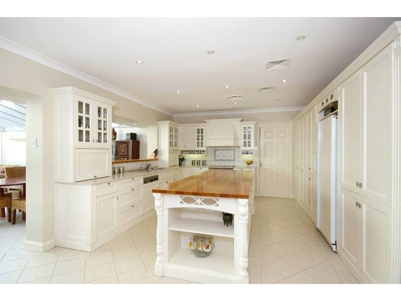 12 Range Road, West Pennant Hills NSW 2125