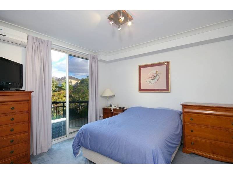 23/2 Conie Avenue, Baulkham Hills NSW 2153