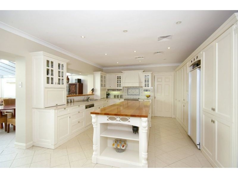 12 Range Road, West Pennant Hills NSW 2125