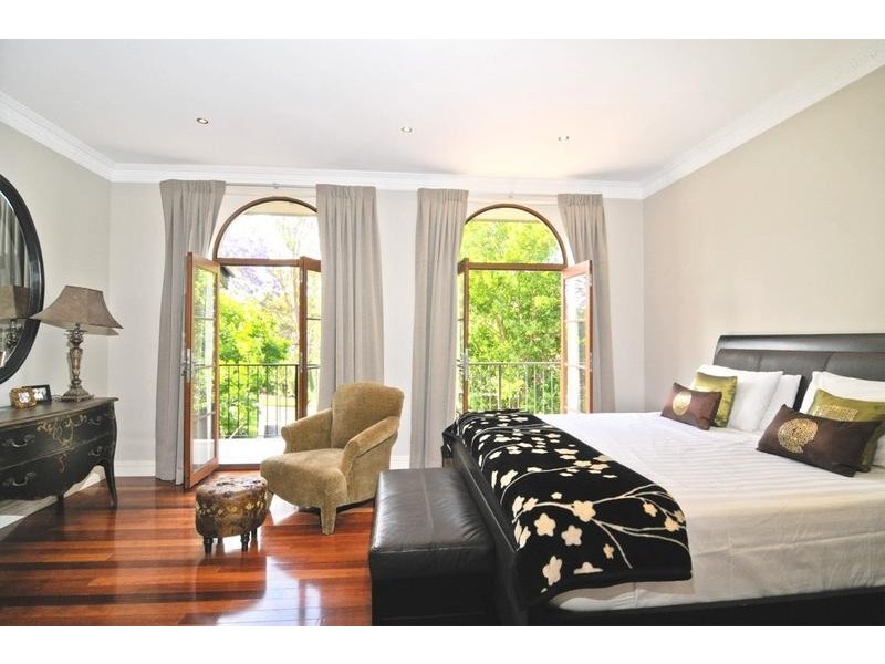 6 Bernard Place, Castle Hill NSW 2154