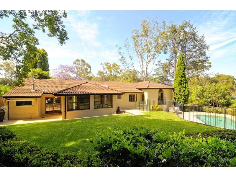 6 Bernard Place, Castle Hill NSW 2154